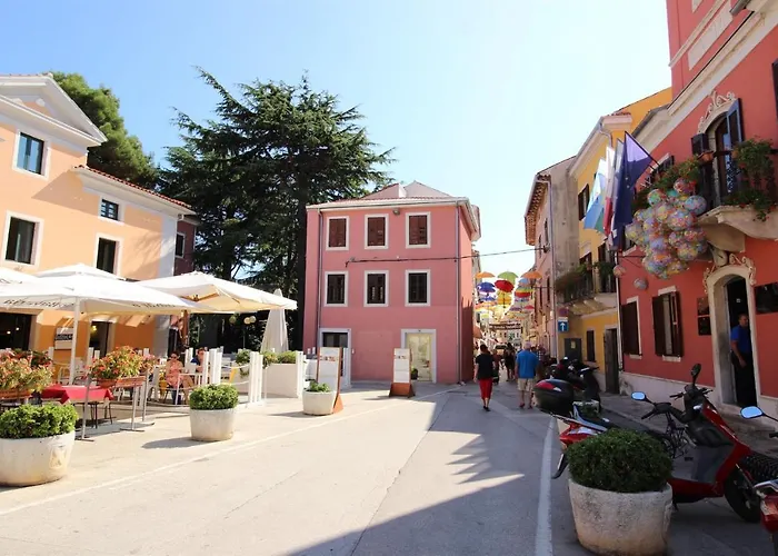 Gianna N2, 600 M From The *