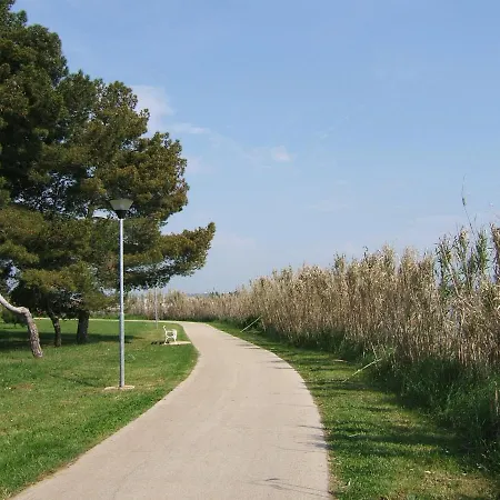 Gianna N2, 600 M From The Apartment
