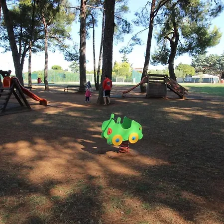 Appartamento Gianna N2, 600 M From The