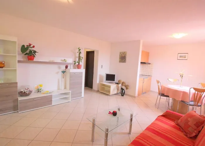 Gianna N2, 600 M From The * Novigrad Istria